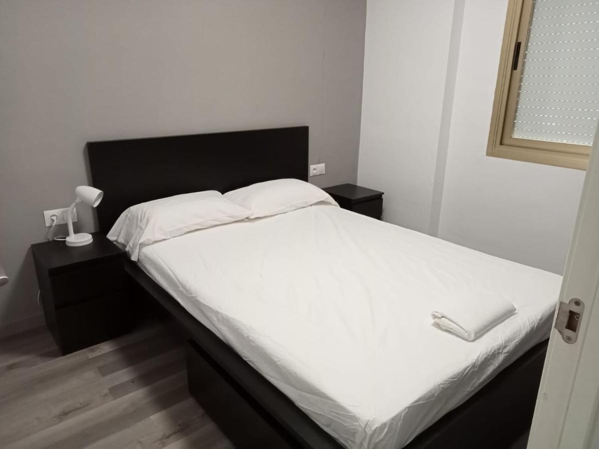Apartamento Con Encanto,Piscina Y A 200 Metros De La Playa Σαλού Εξωτερικό φωτογραφία